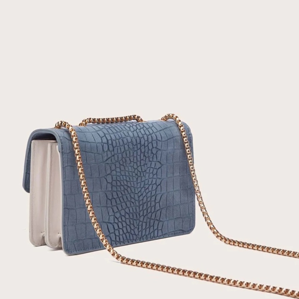 NWOT Elegant Blue and Cream Croc-Embossed Women's Bag - Picture 3 of 4